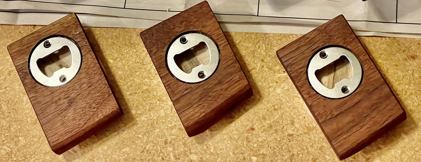 Magnetic Hardwood Bar Key