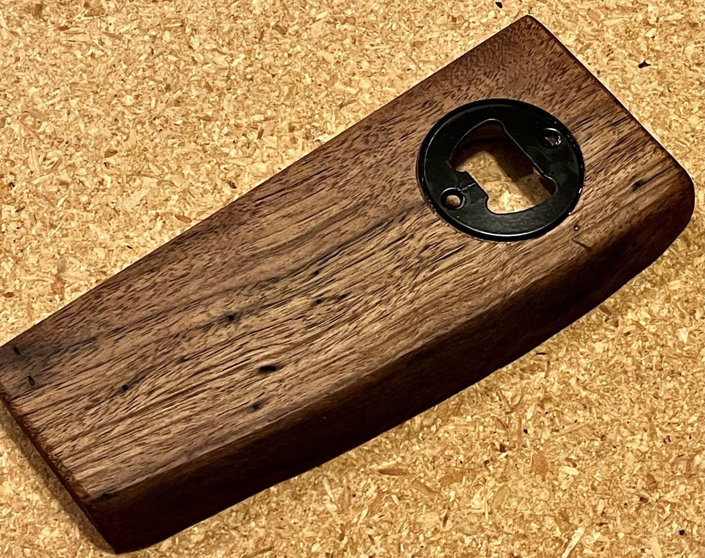 Magnetic Hardwood Bar Key